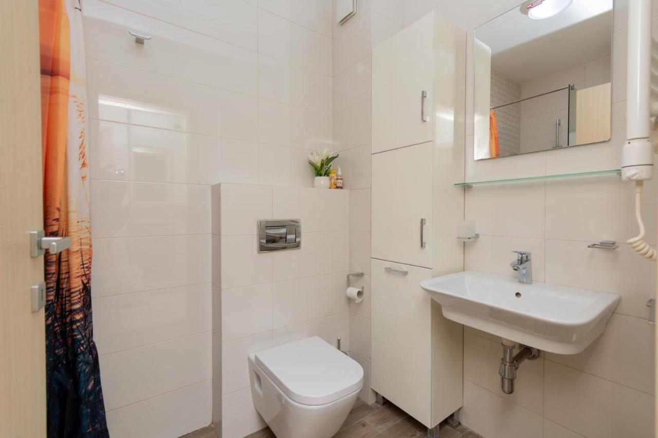 City Compass Apartment With Garage Space Podgorica Eksteriør billede